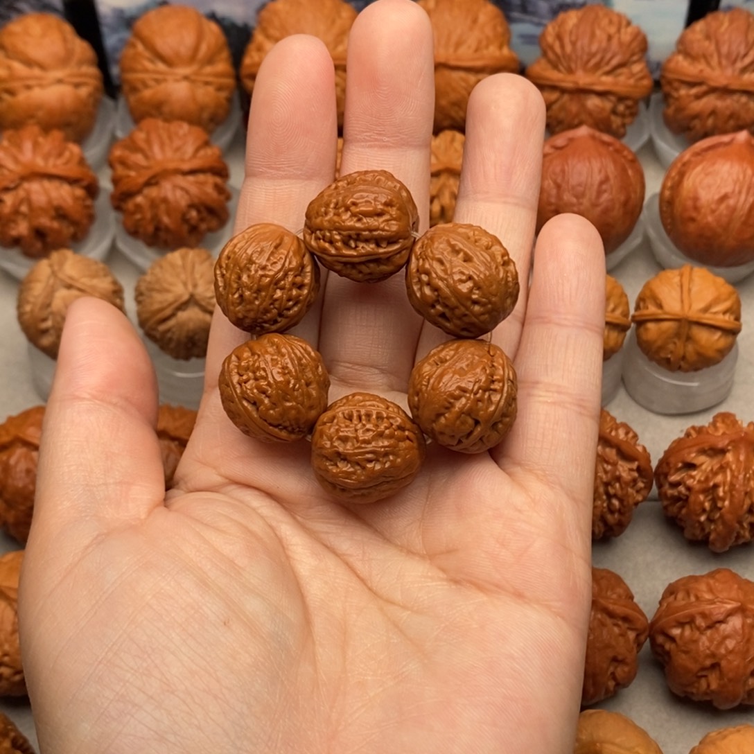 文玩核桃把件绕指柔