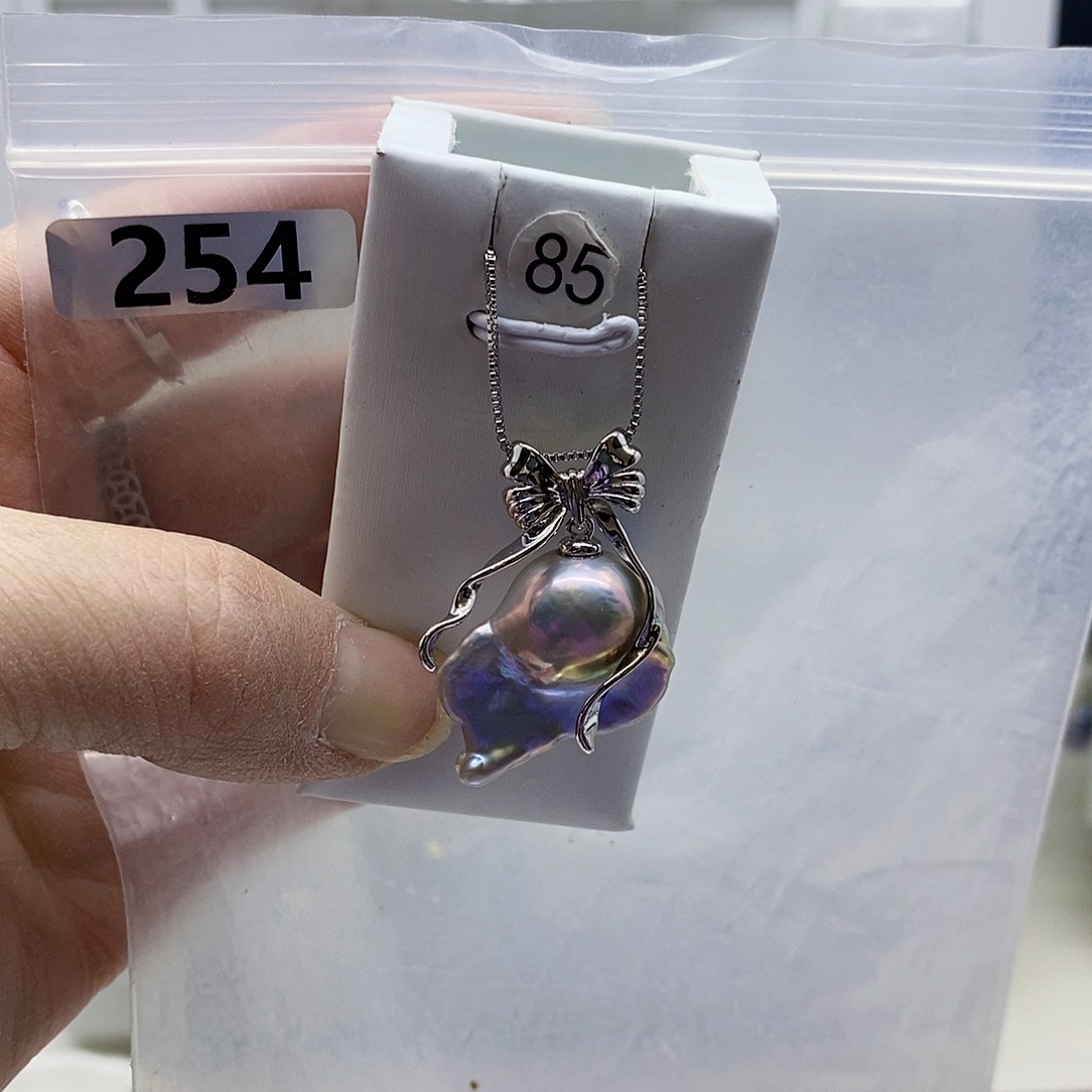 颈饰合金淡水珍珠