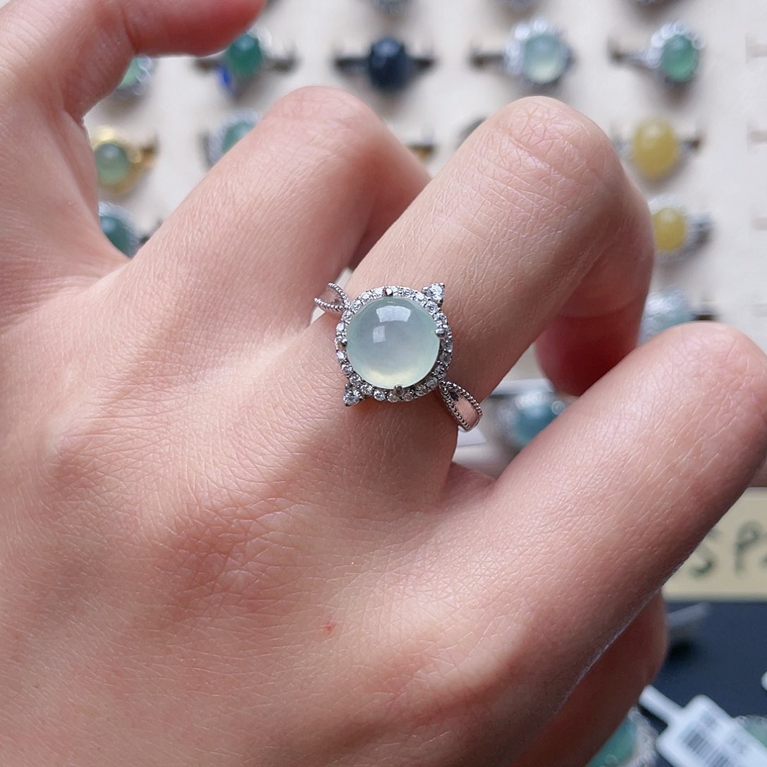 翡翠戒指未镶嵌戒指