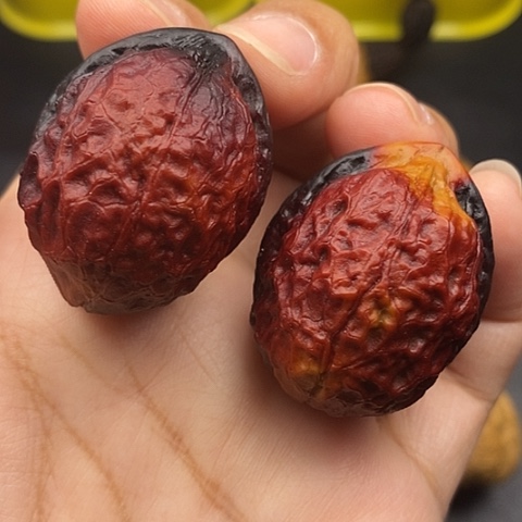 文玩核桃把件36尺蟒纹龙蛋