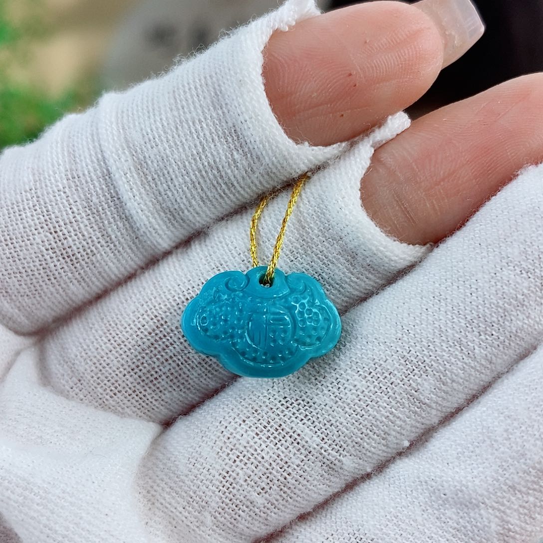 未镶嵌绿松石珠宝奇石