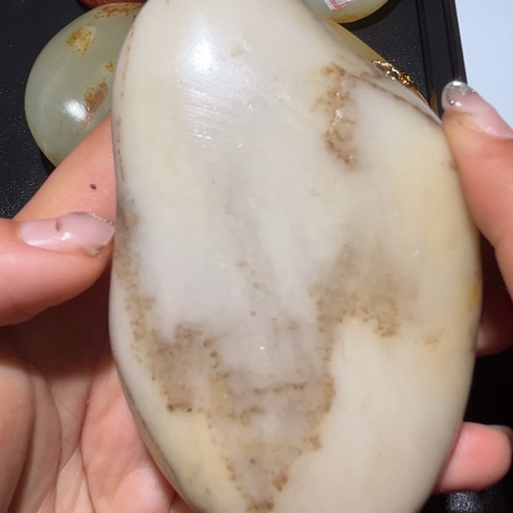 和田玉未镶嵌珠宝奇石