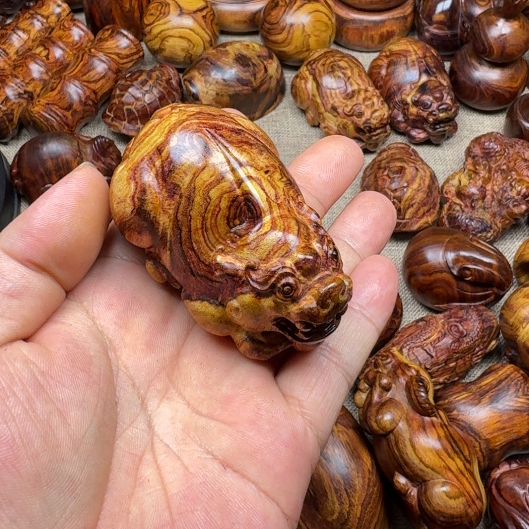 前***鉴黄花梨/降香黄檀我