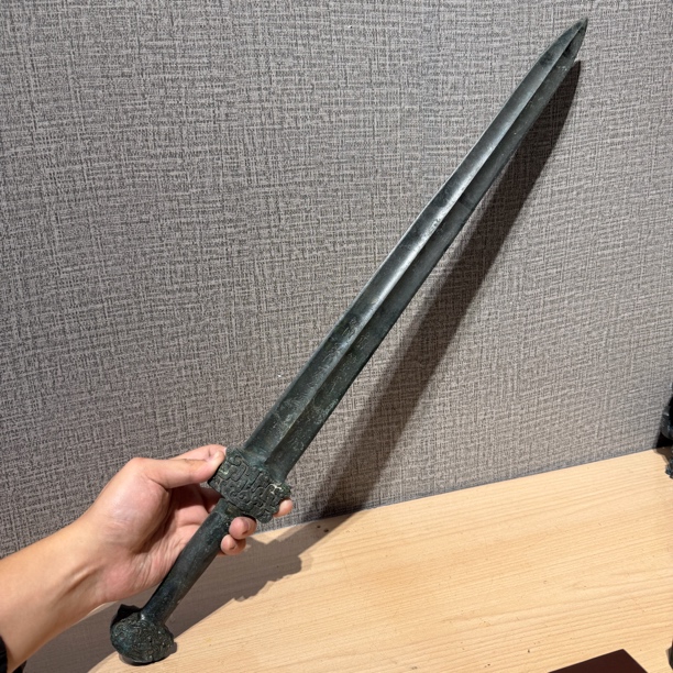 复古青铜剑，长度63厘米仿古青铜器家居摆件