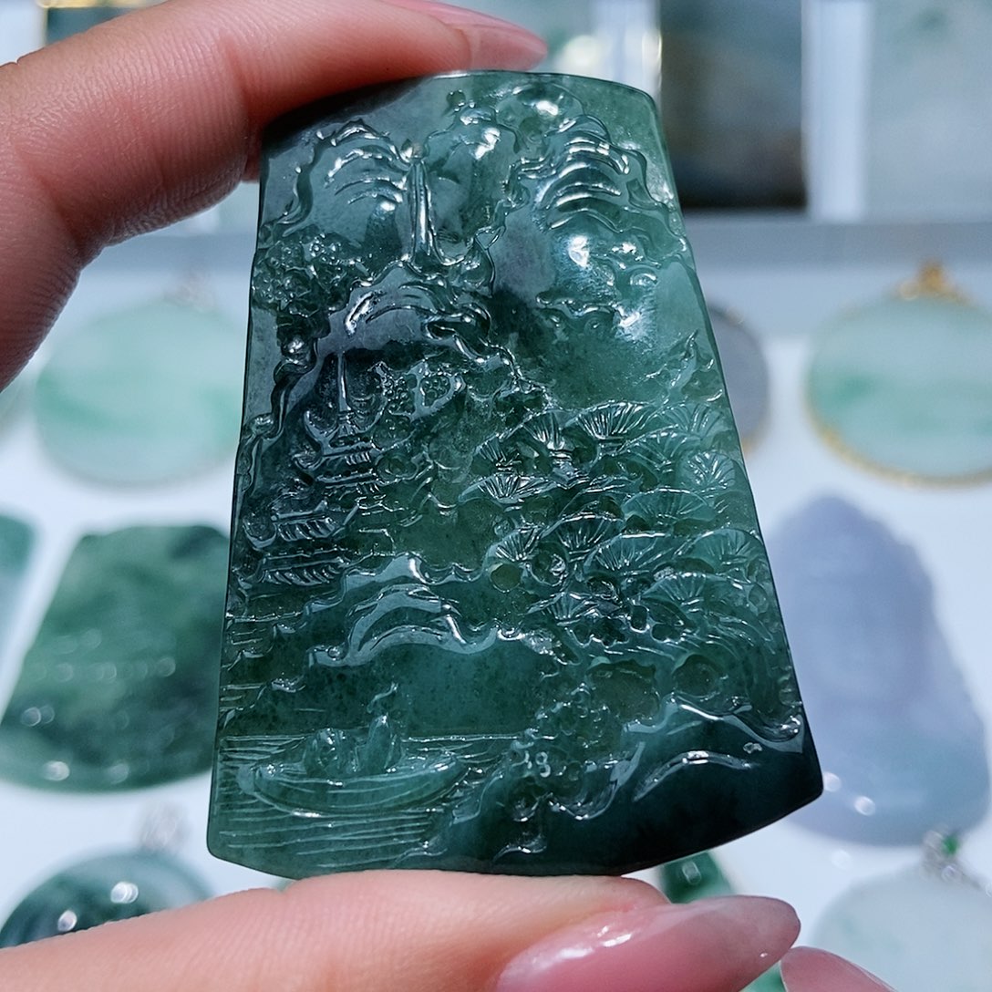 翡翠吊坠(不含链)未镶嵌南**江缅甸