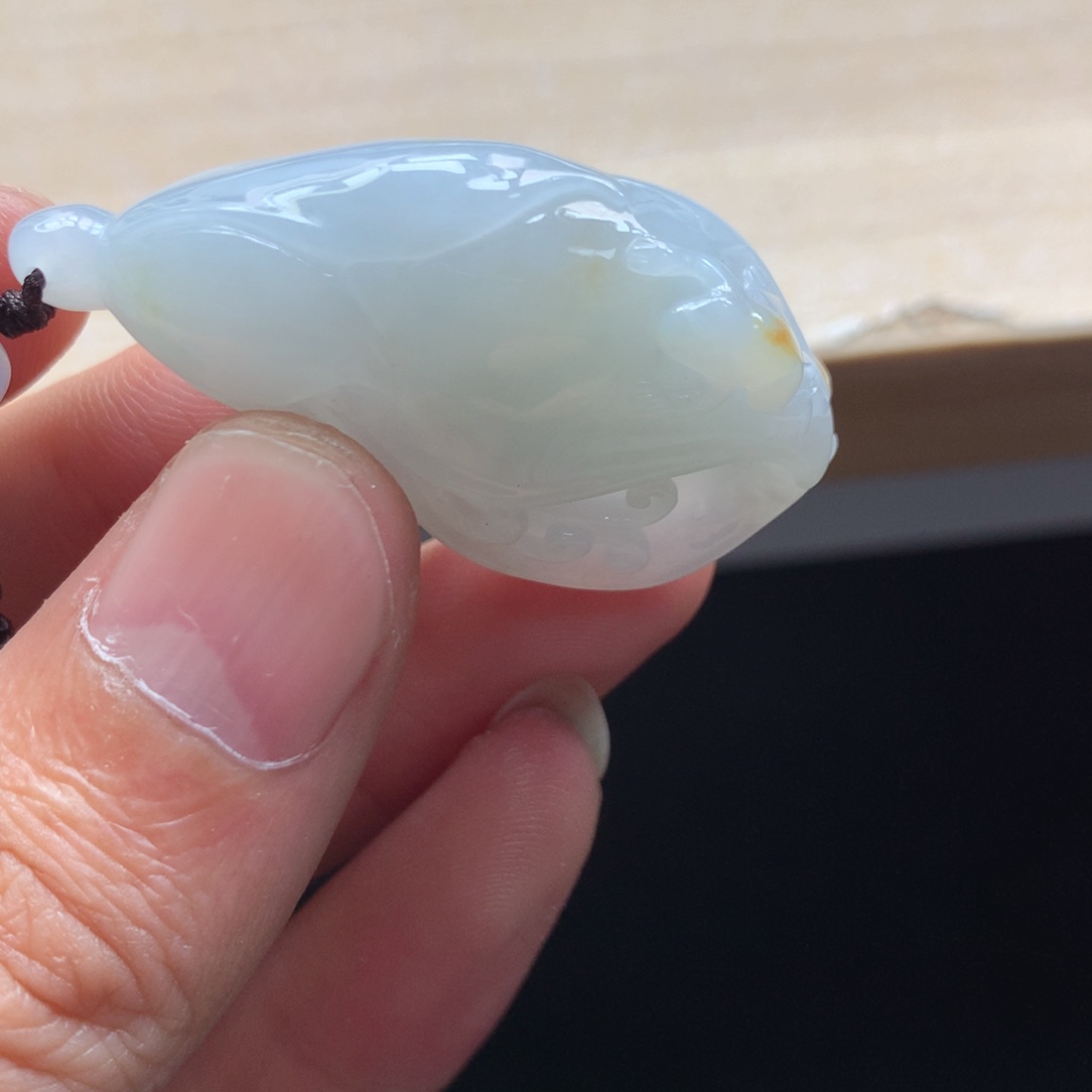 颈饰未镶嵌翡翠吊坠