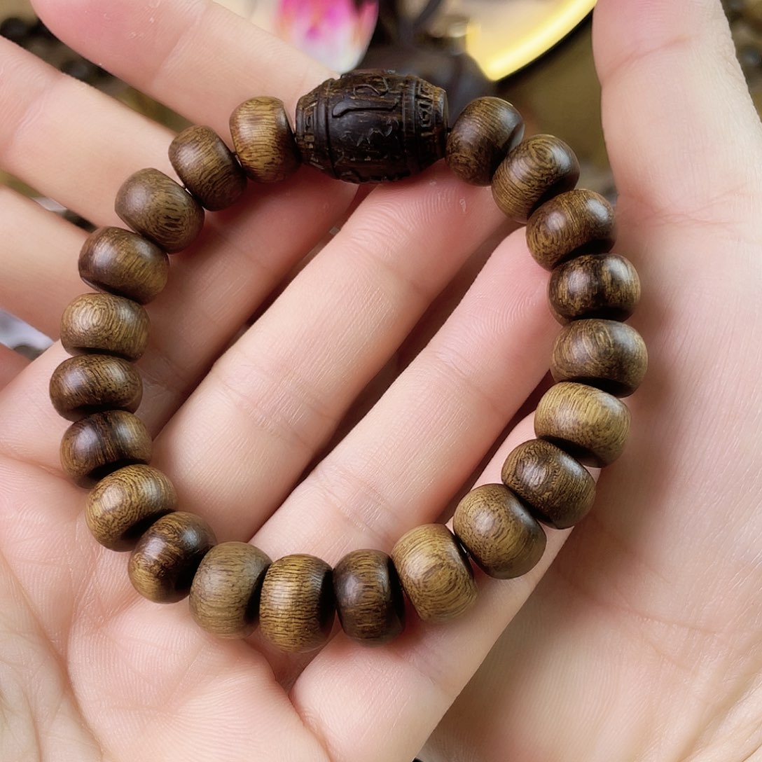 沉香手串越南芽庄老白棋玉化老料瘤疤1.2