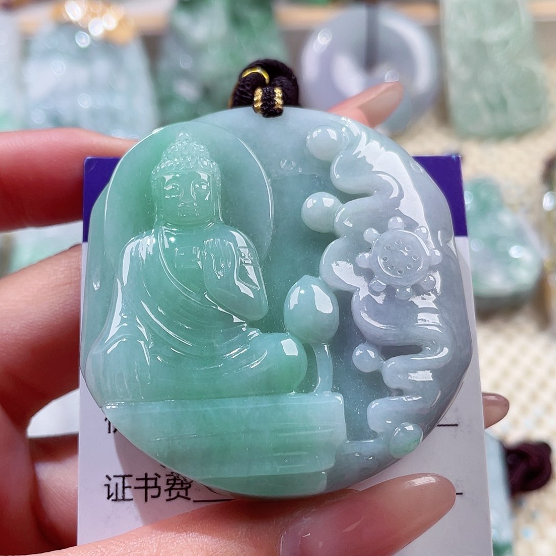翡翠未镶嵌颈饰阿弥陀佛