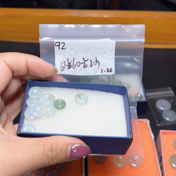 定制翡翠未镶嵌长****侠不