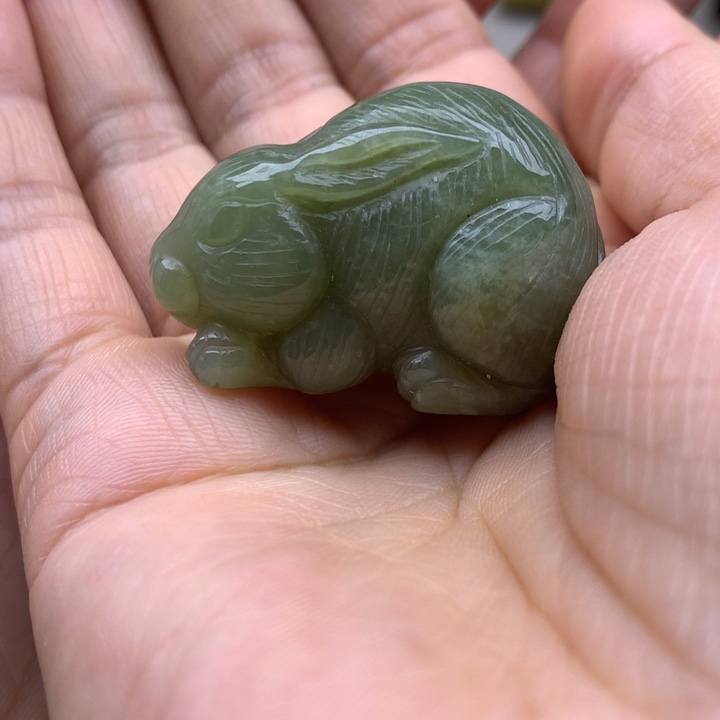 【闪购商品】透闪石质玉吊坠未镶嵌