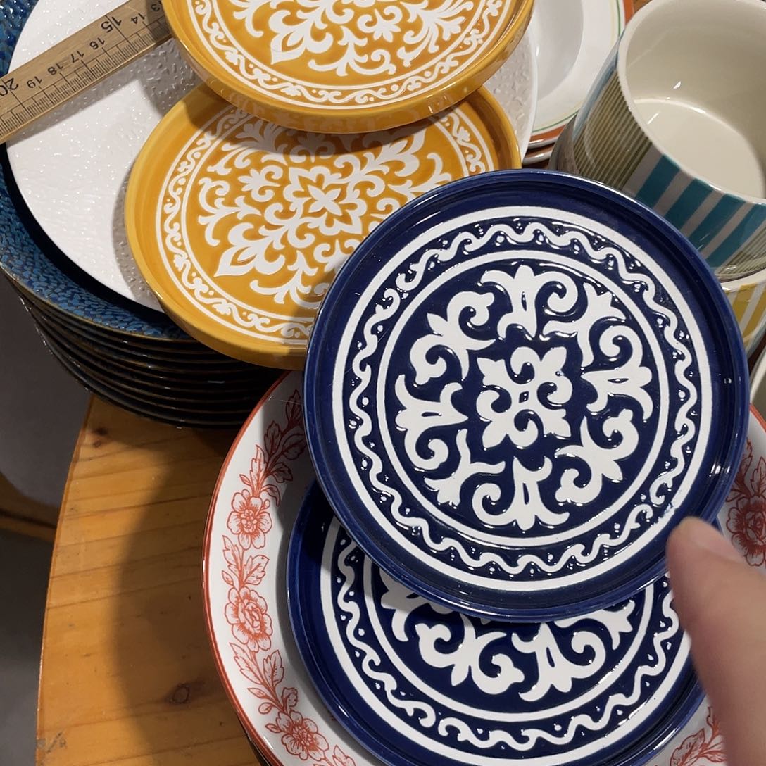 瓷   6寸温佩家 数量是4