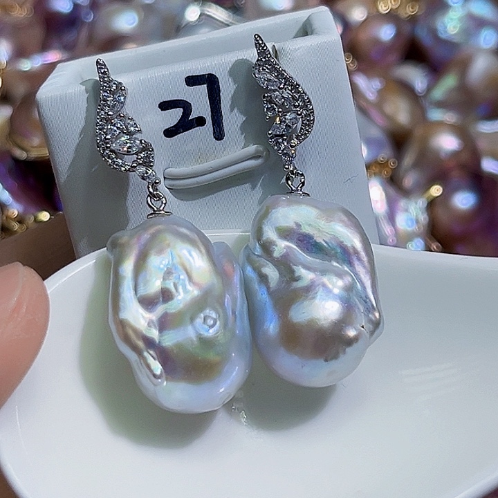 银S925镶嵌耳饰淡水珍珠