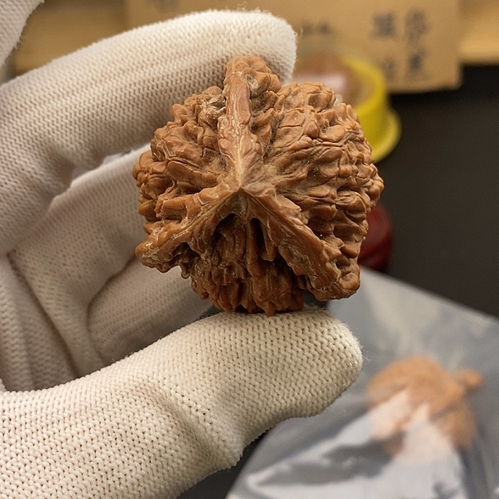 不***侠文玩核桃吊坠瑕疵不退不换