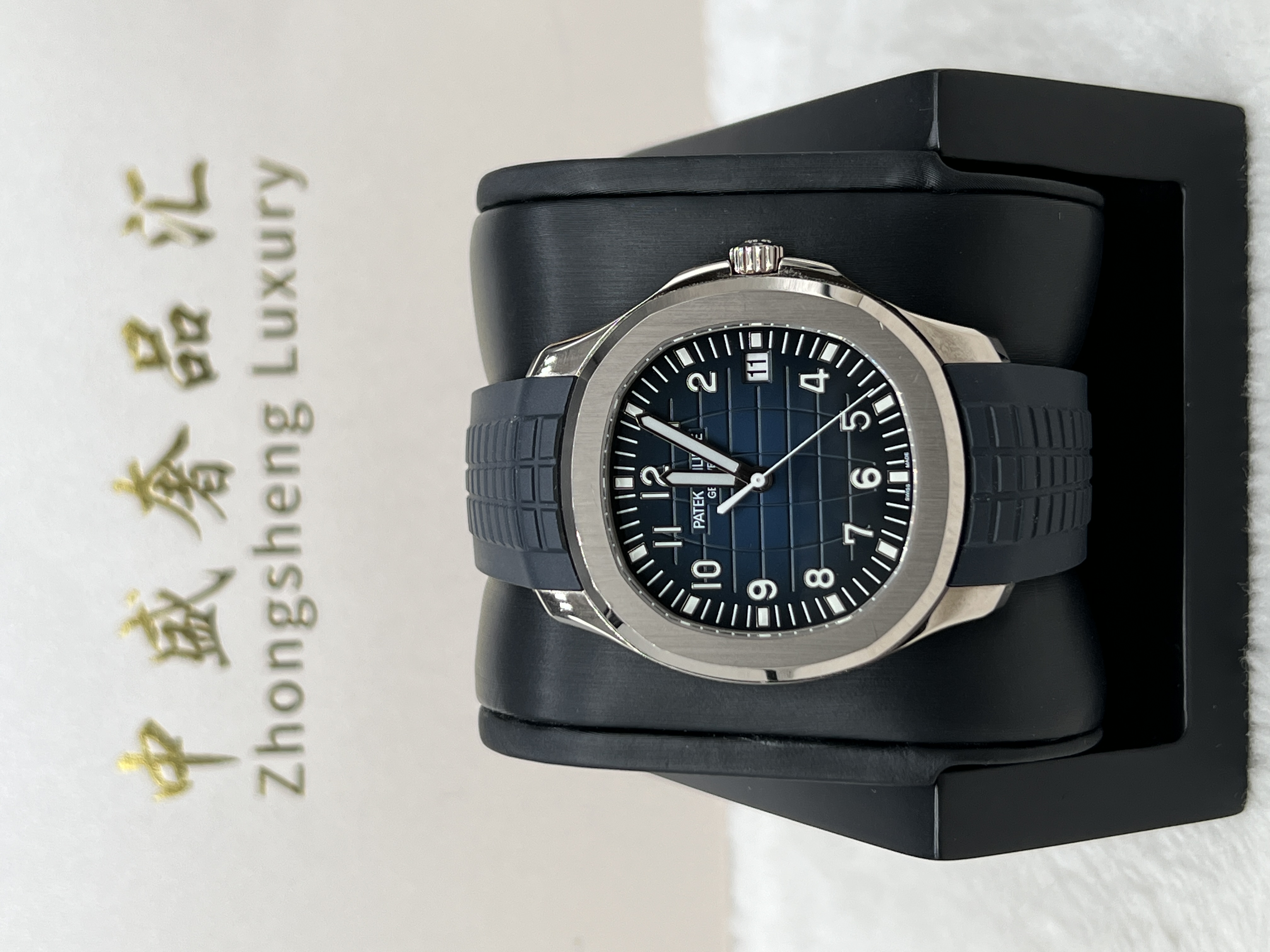 95新 Patek Philippe/百达翡丽 24年5168G蓝手雷商务经典男士名表