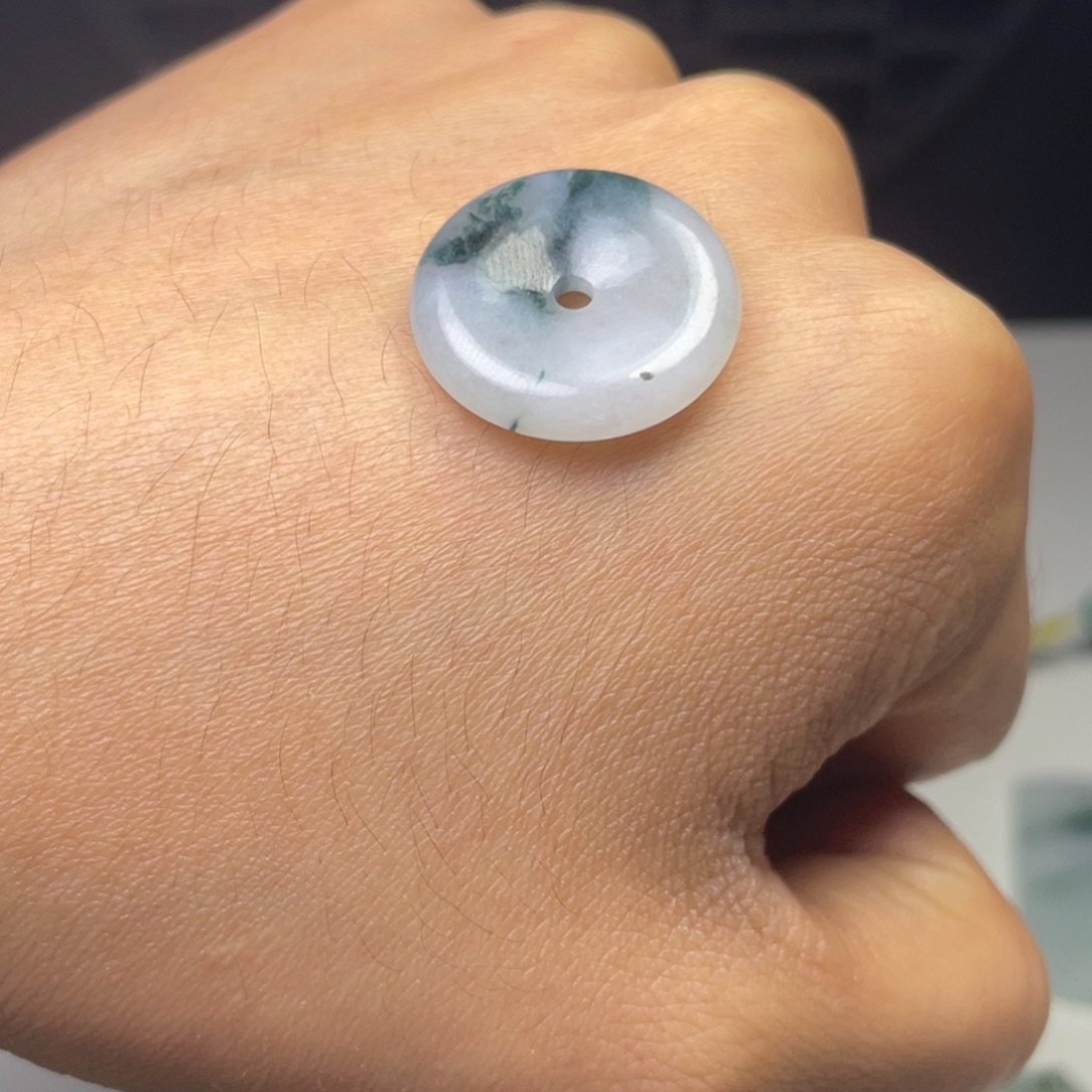 定制翡翠未镶嵌平安扣