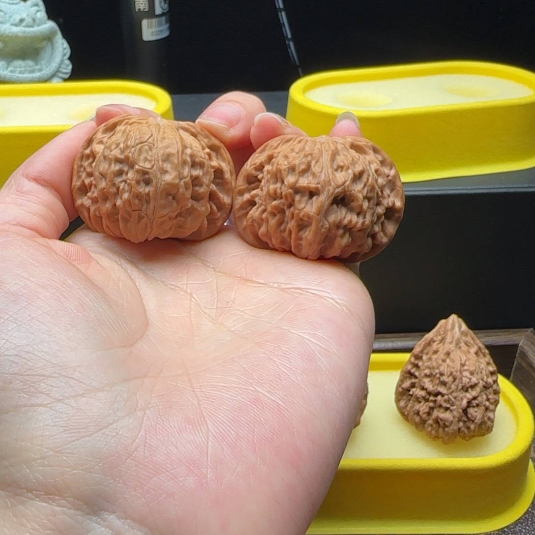 文玩核桃把件42磨盘