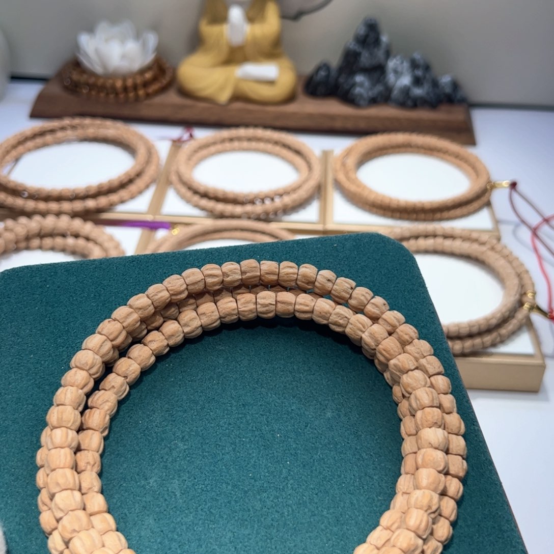 柏香籽/百香籽吊坠必**乐龙脊方顺