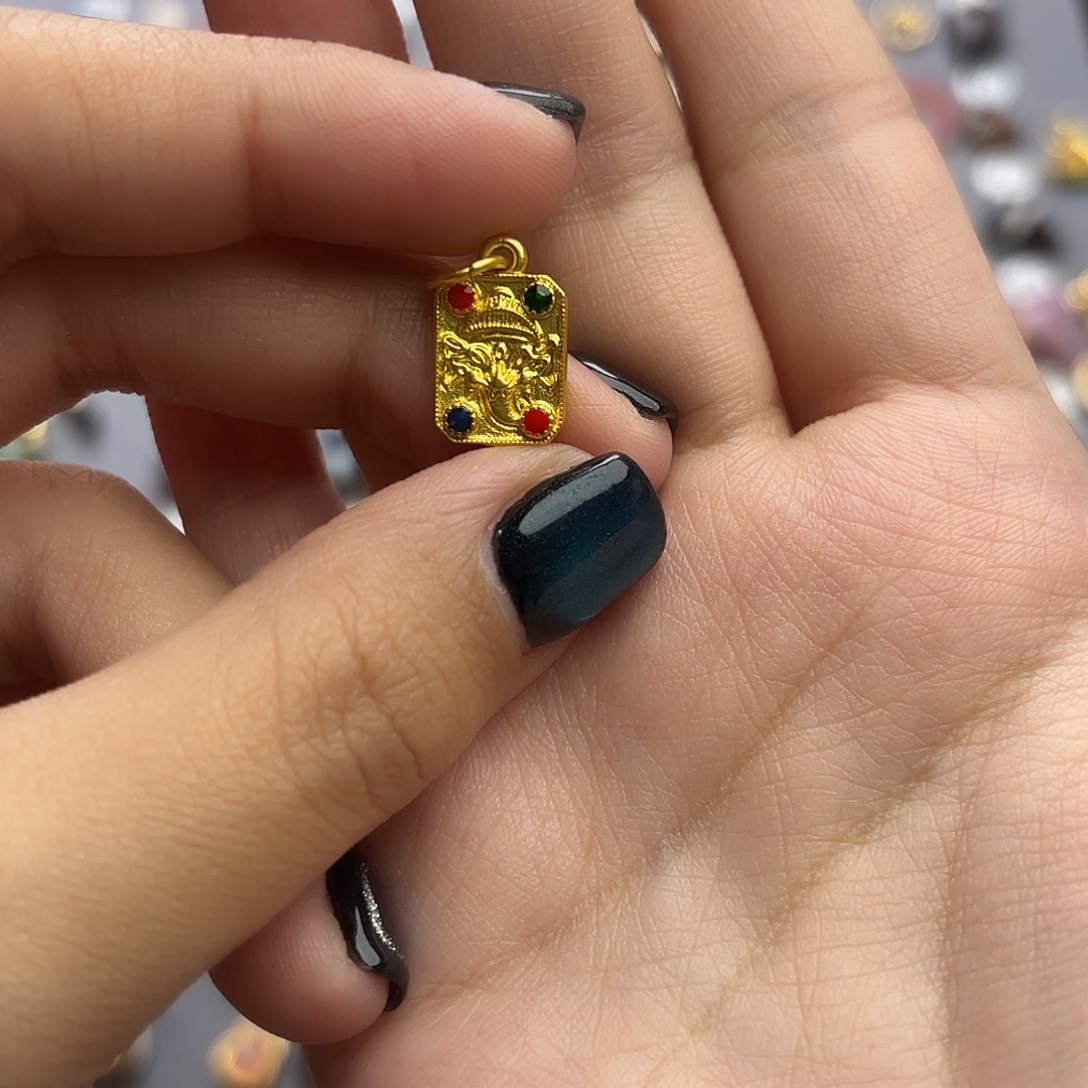 玛瑙/玉髓未镶嵌文玩配饰侧挂