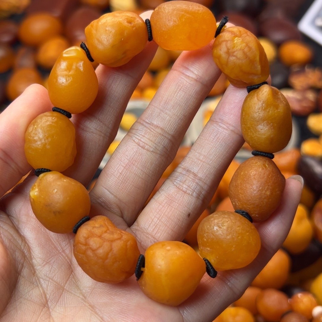 琥珀裸石未镶嵌天然蜜蜡