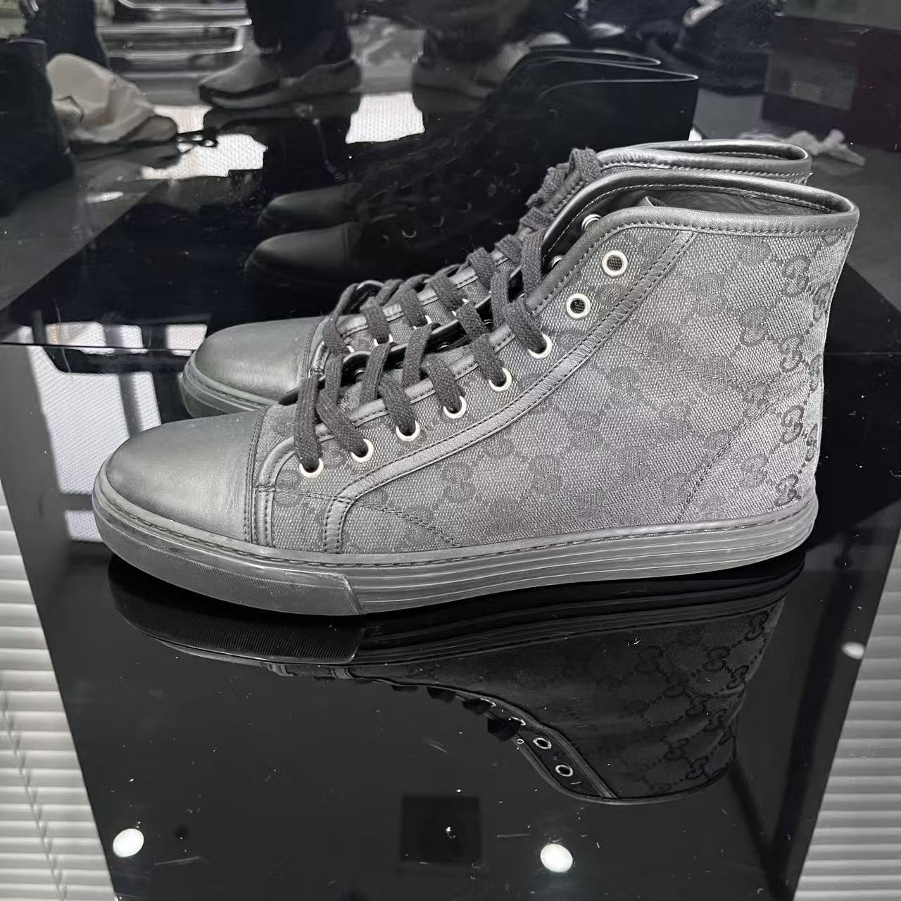 90新 GUCCI/古驰 43码 280 后跟偏磨 中帮 板鞋/不刀