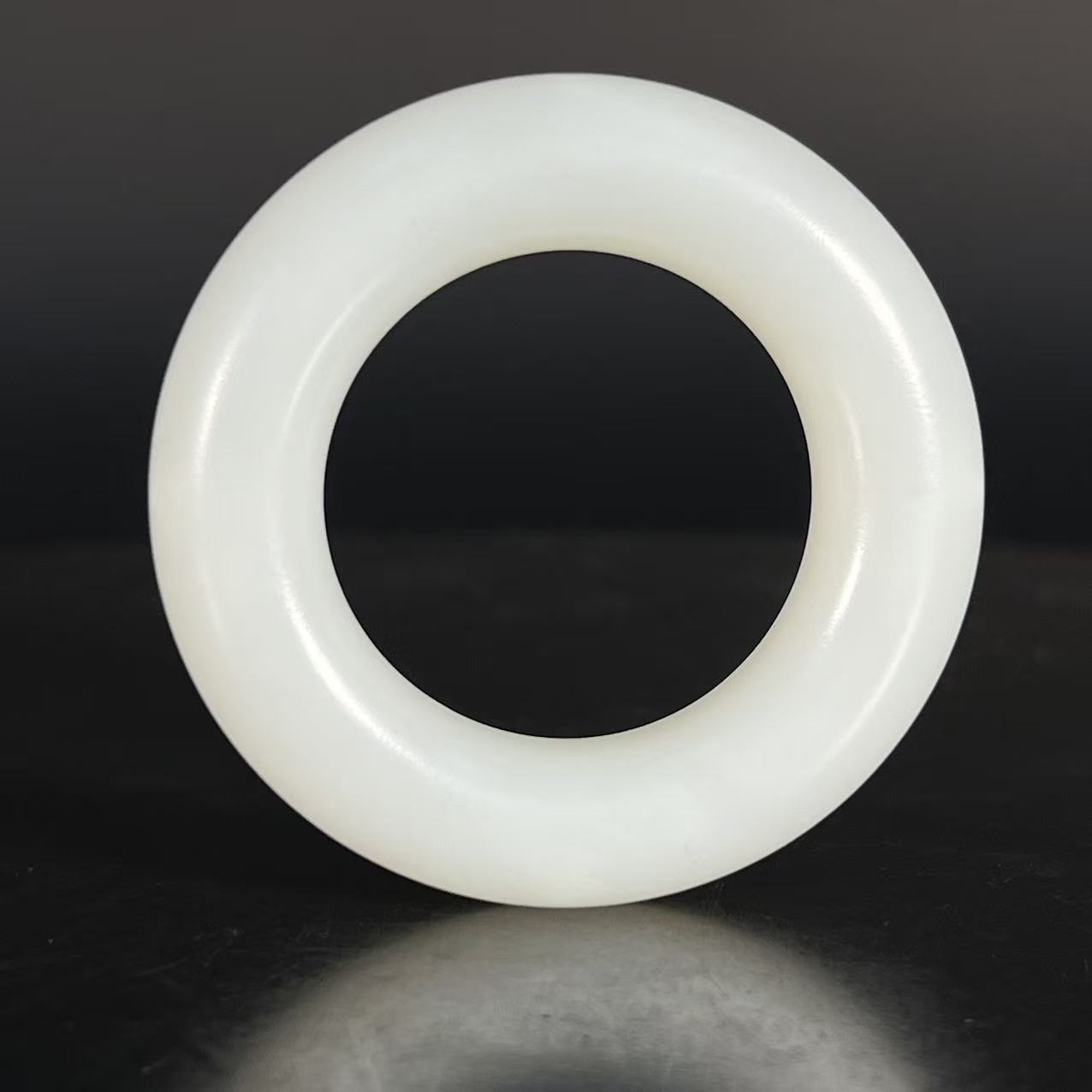 B2017 和田白玉环 D:5.4cm 42g