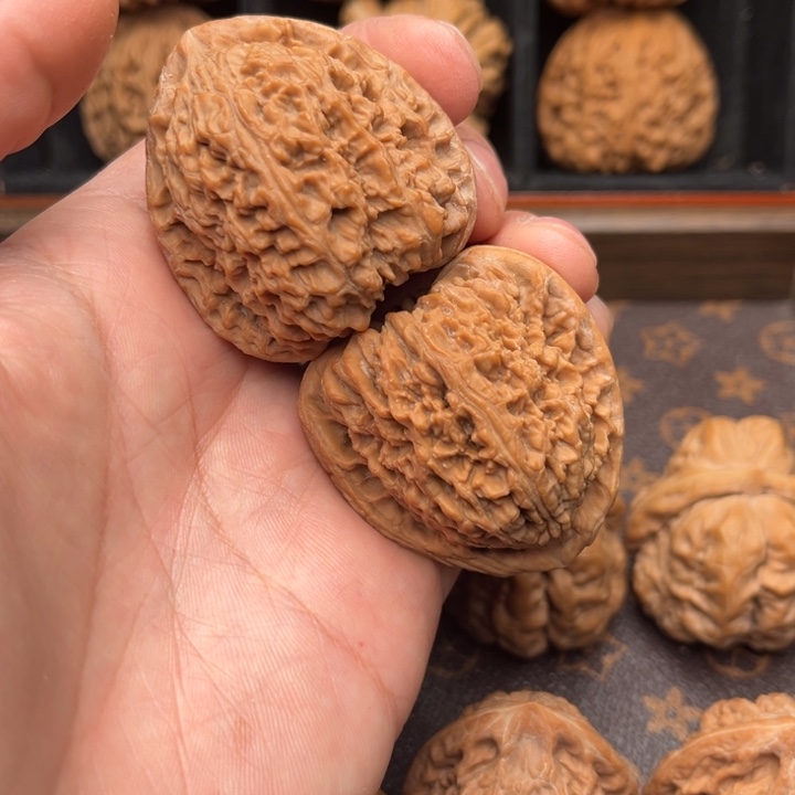 吊坠文玩核桃南疆