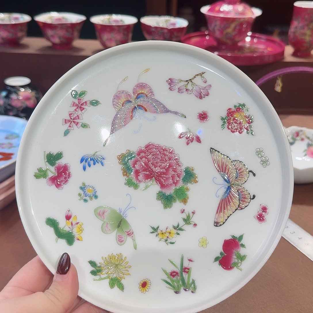 珐琅彩主人杯茶具