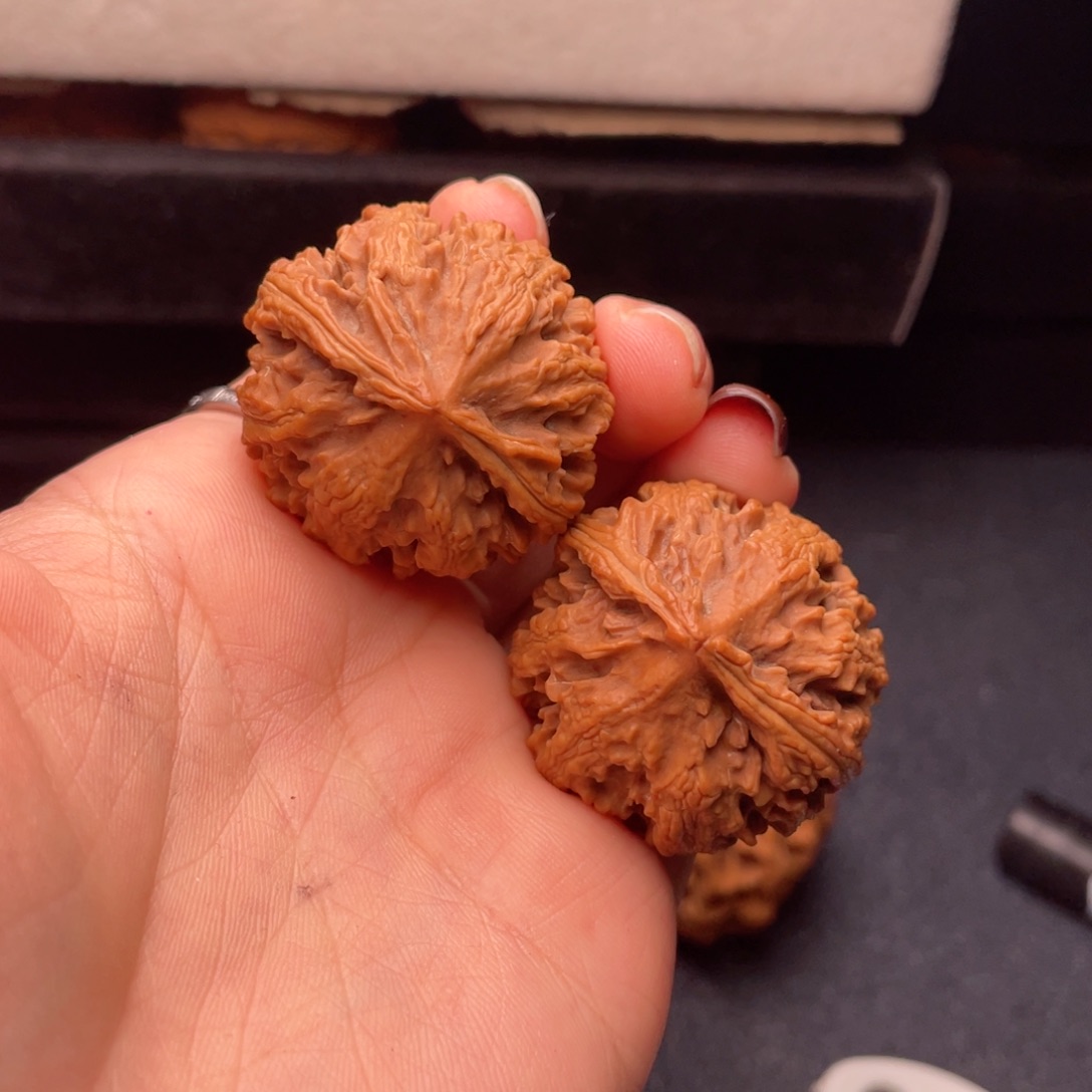 把件文玩核桃秦岭核桃38