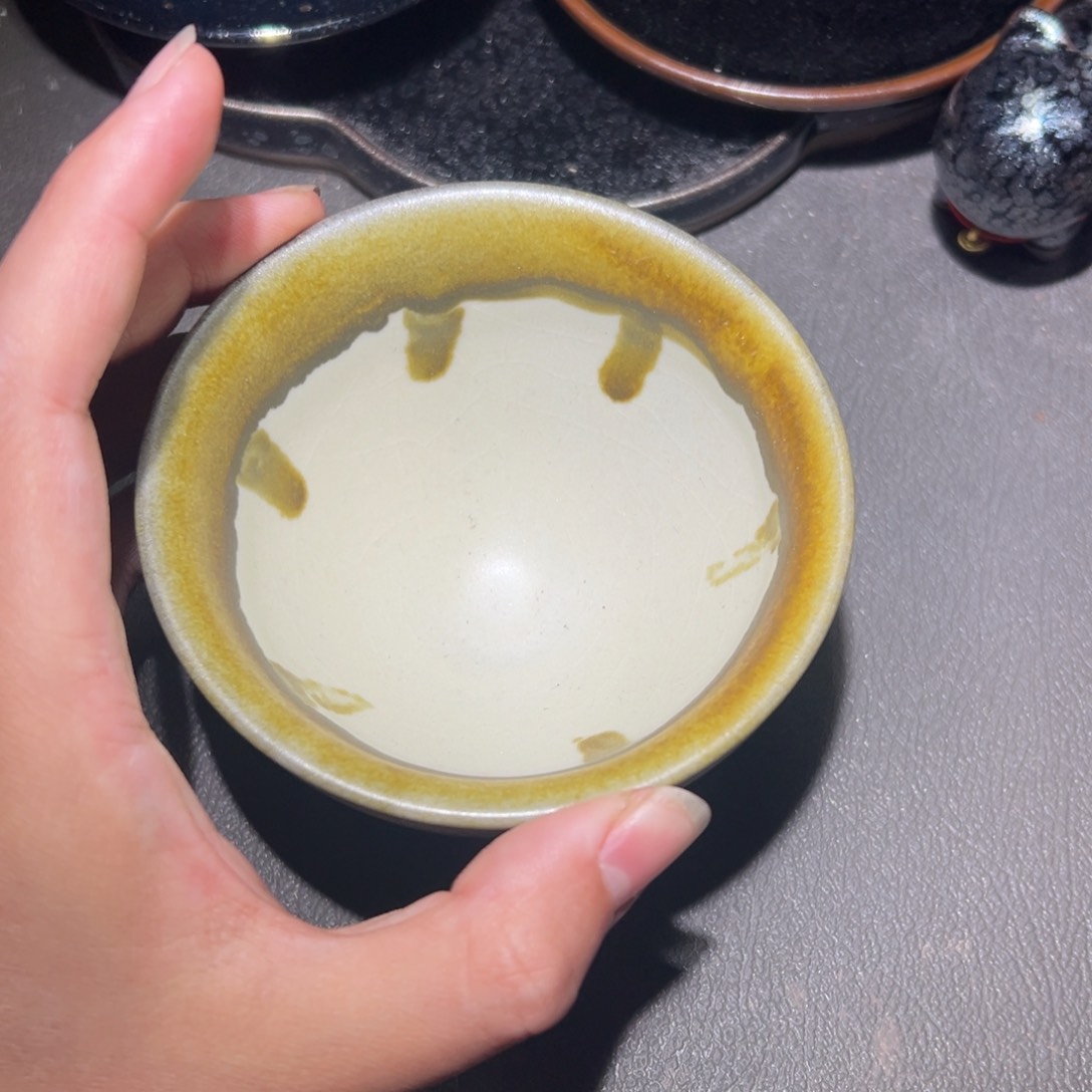 茶盏你说是什么情况我知道吗他