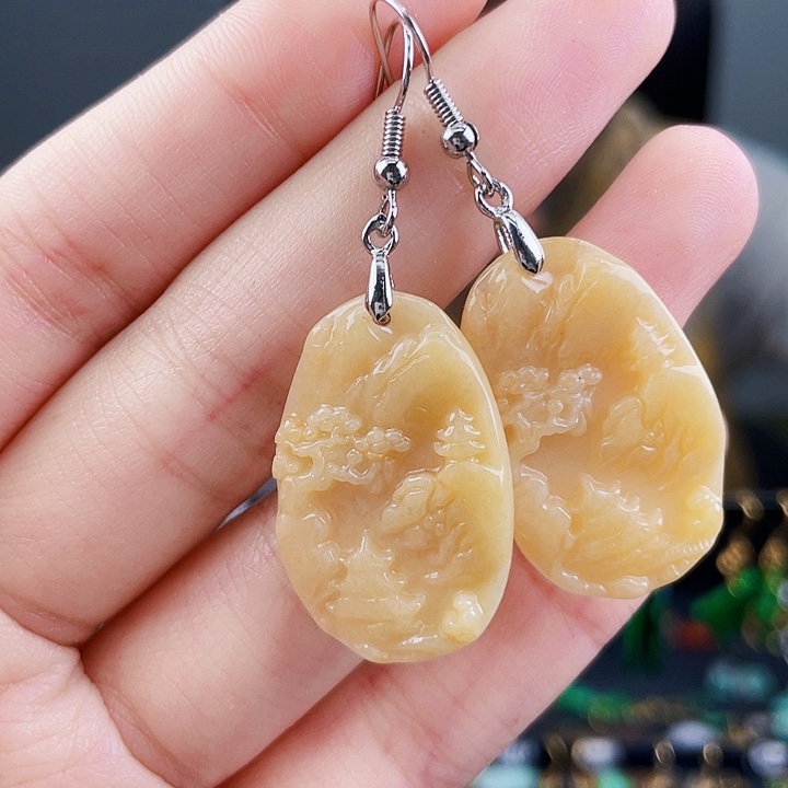 翡翠耳饰未镶嵌饰品