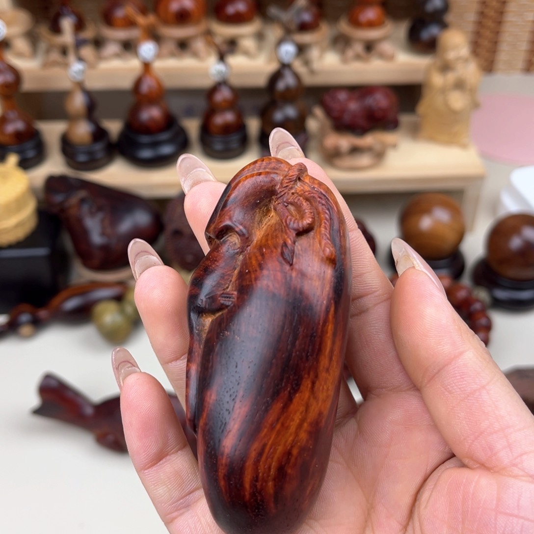 檀香紫檀（小叶紫檀）余**圆