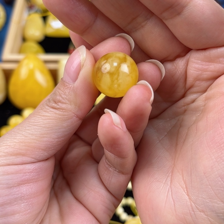 琥珀珠宝奇石未镶嵌琥珀，
