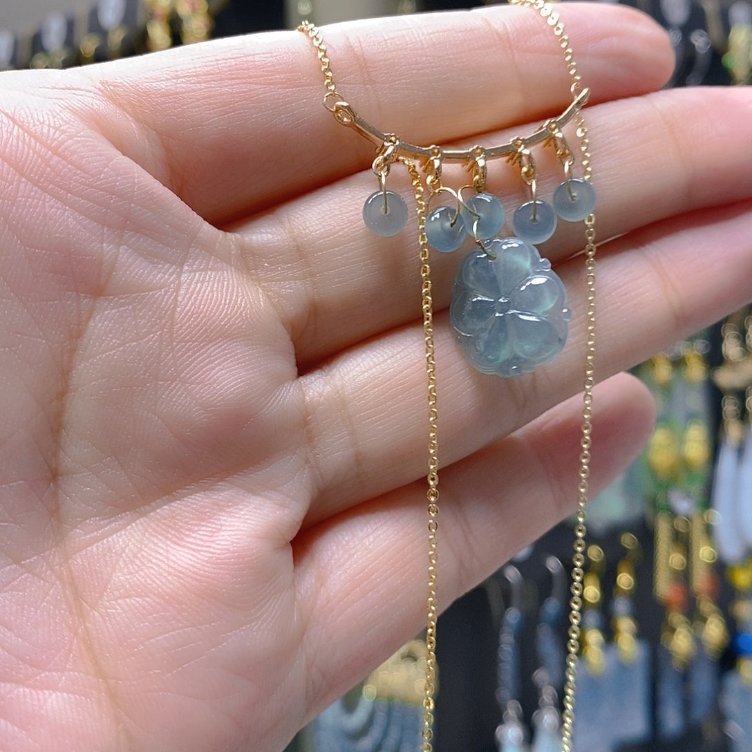 未镶嵌翡翠耳饰翡翠