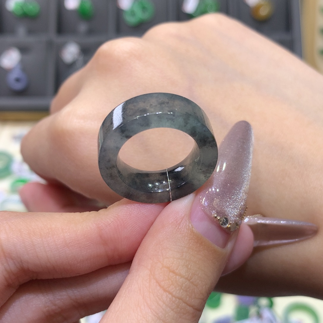 翡翠戒指未镶嵌10方戒