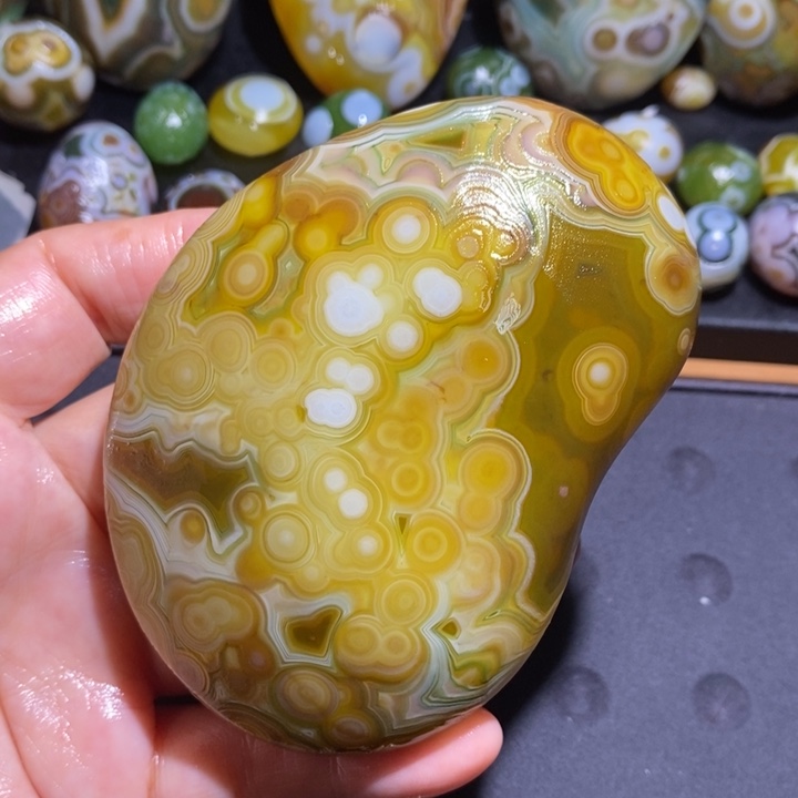 未镶嵌玛瑙/玉髓珠宝半成品33