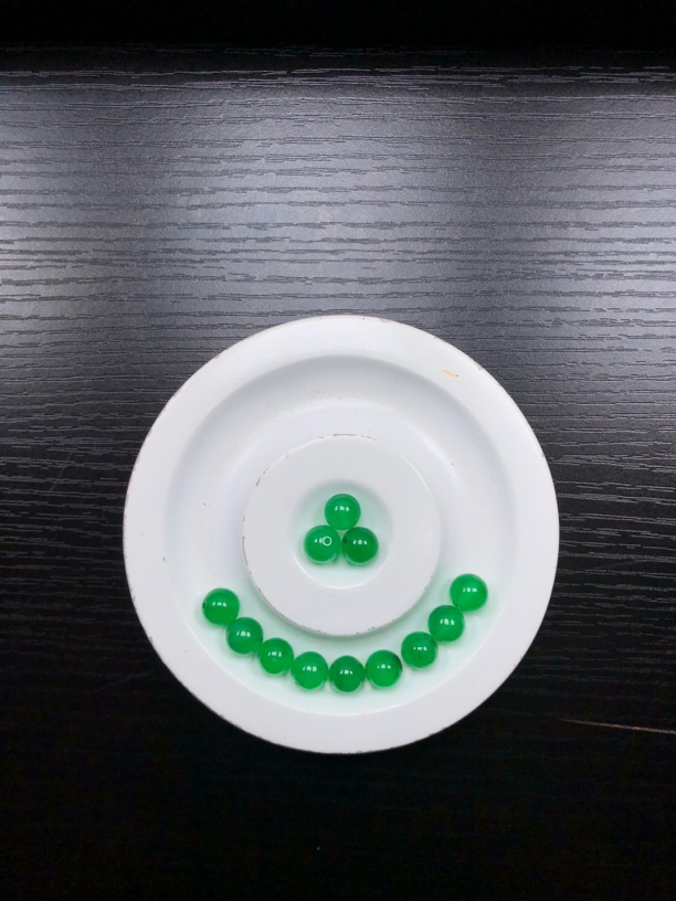 冰绿卡7+翡翠单珠一颗/多样性发货