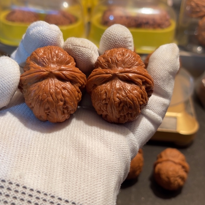 文玩核桃把件全品平谷元宝39