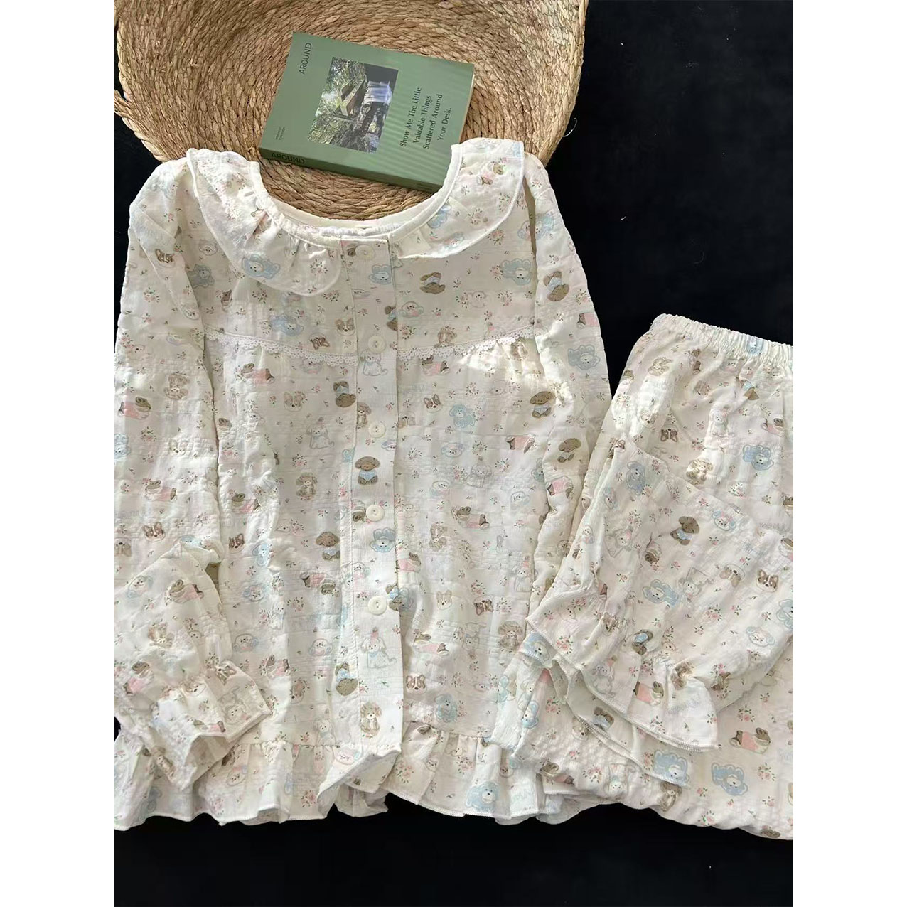 带胸垫奶油狗狗睡衣女款春秋季泡泡棉长袖长裤可爱少女家居服套装