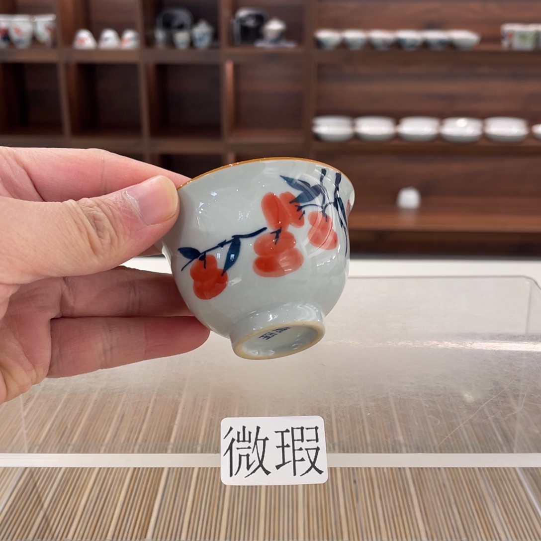 釉下手绘茶具微瑕