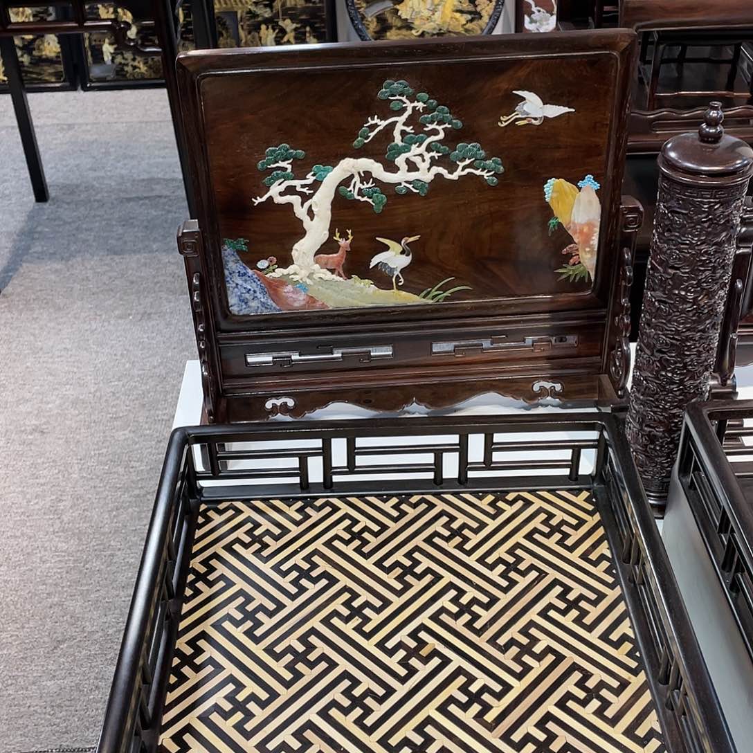 红酸枝木类成套家具