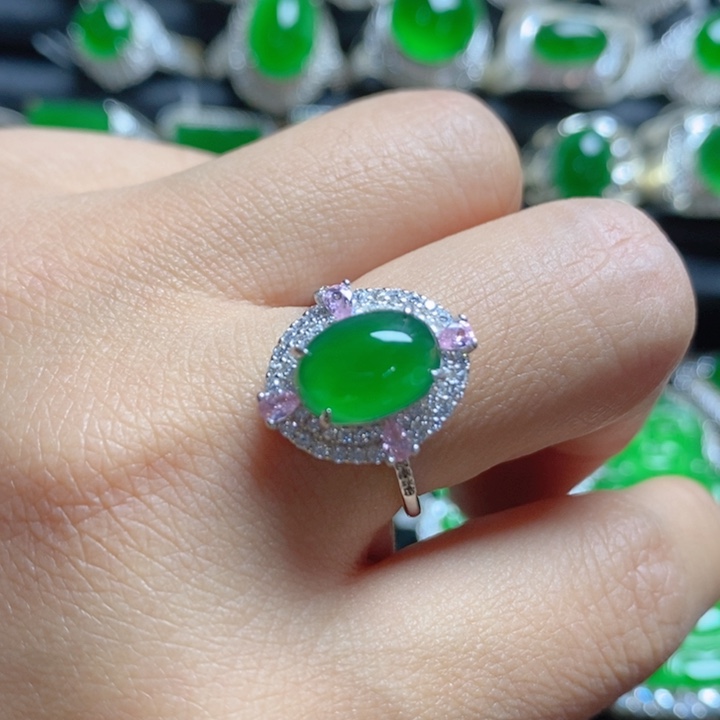 翡翠挂件银S925镶嵌蛋面女戒