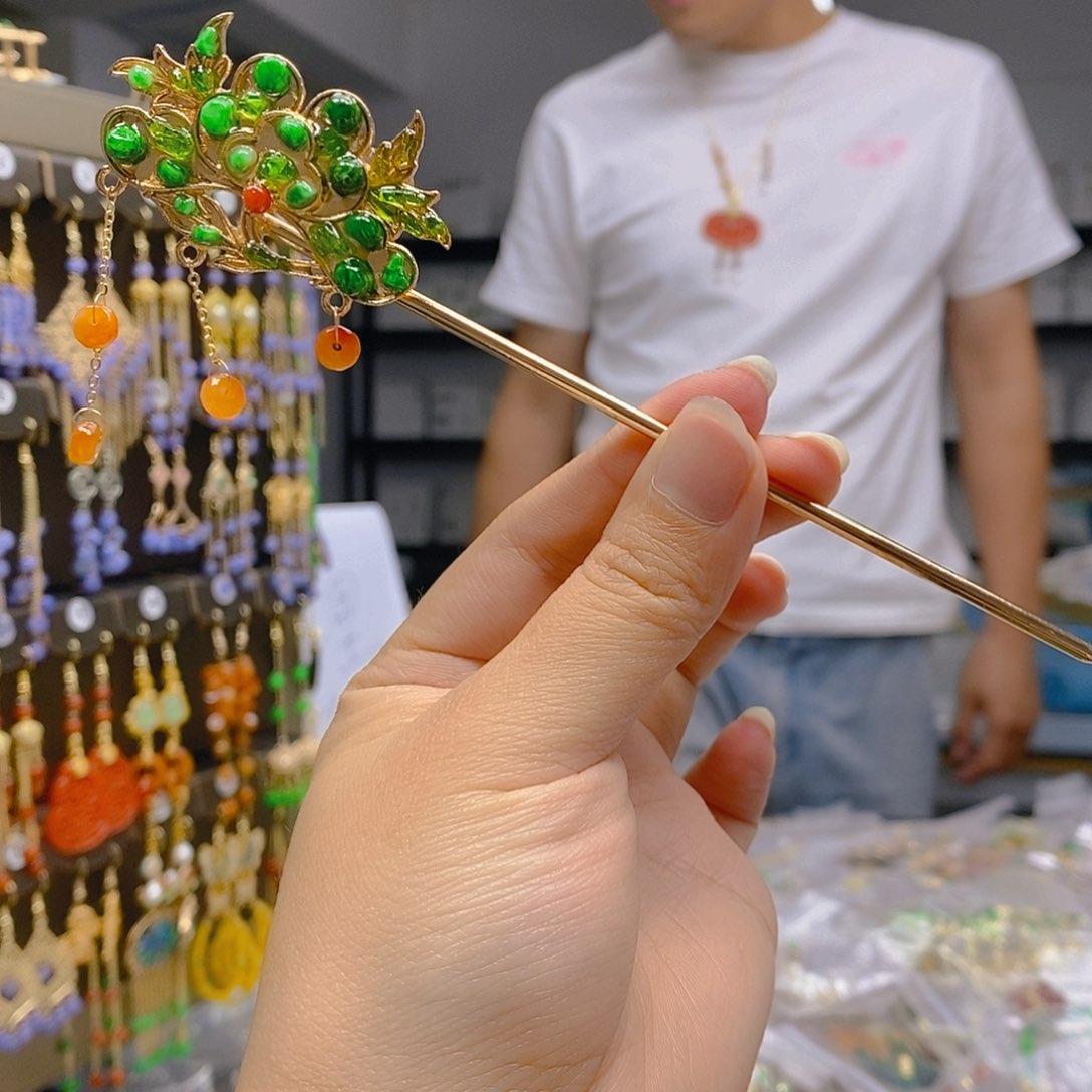 翡翠合金耳饰翡翠