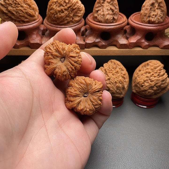 睡***觉文玩核桃把件南疆