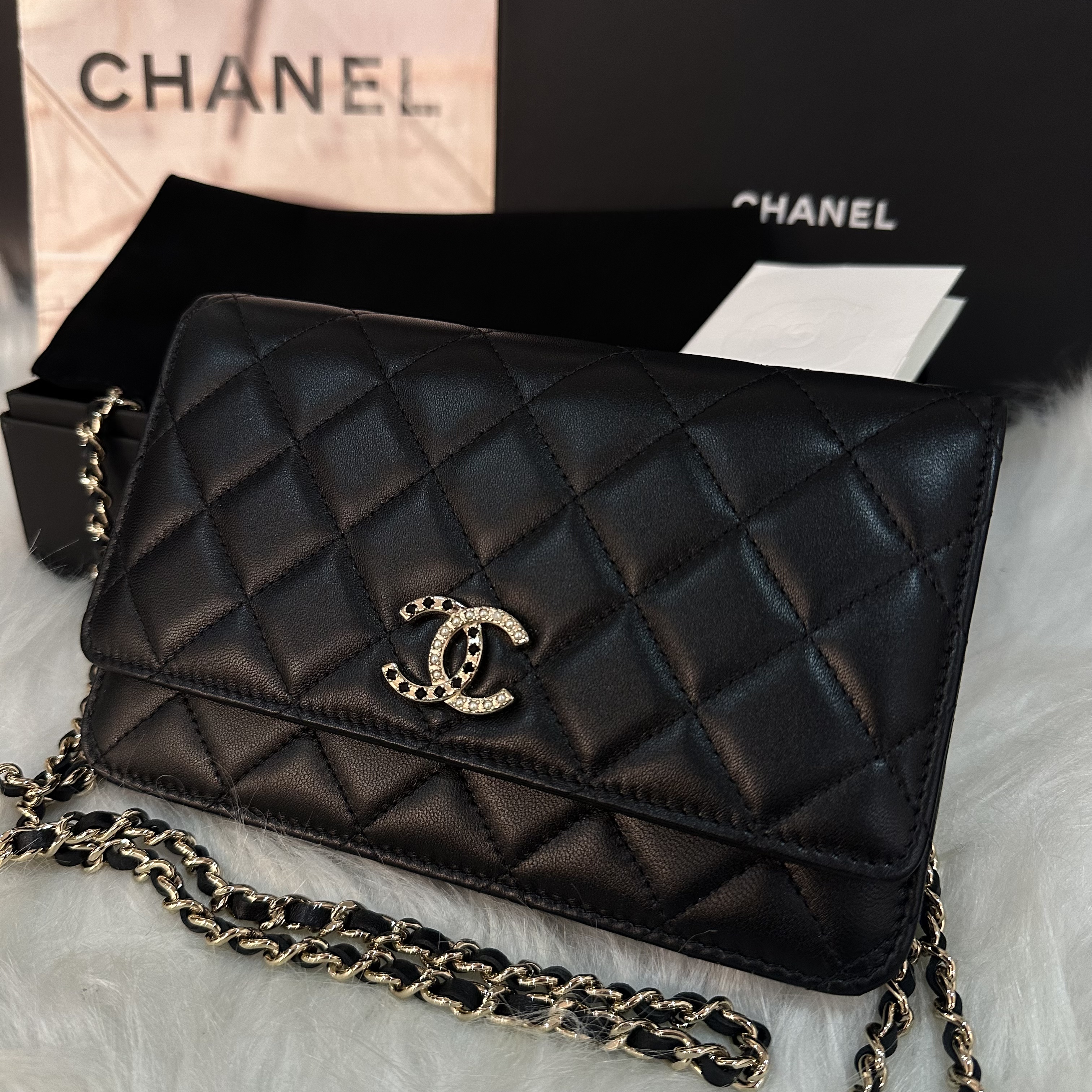 未使用 Chanel/香奈儿 黑金珍珠拼钻扣发财woc斜挎包/6232154090