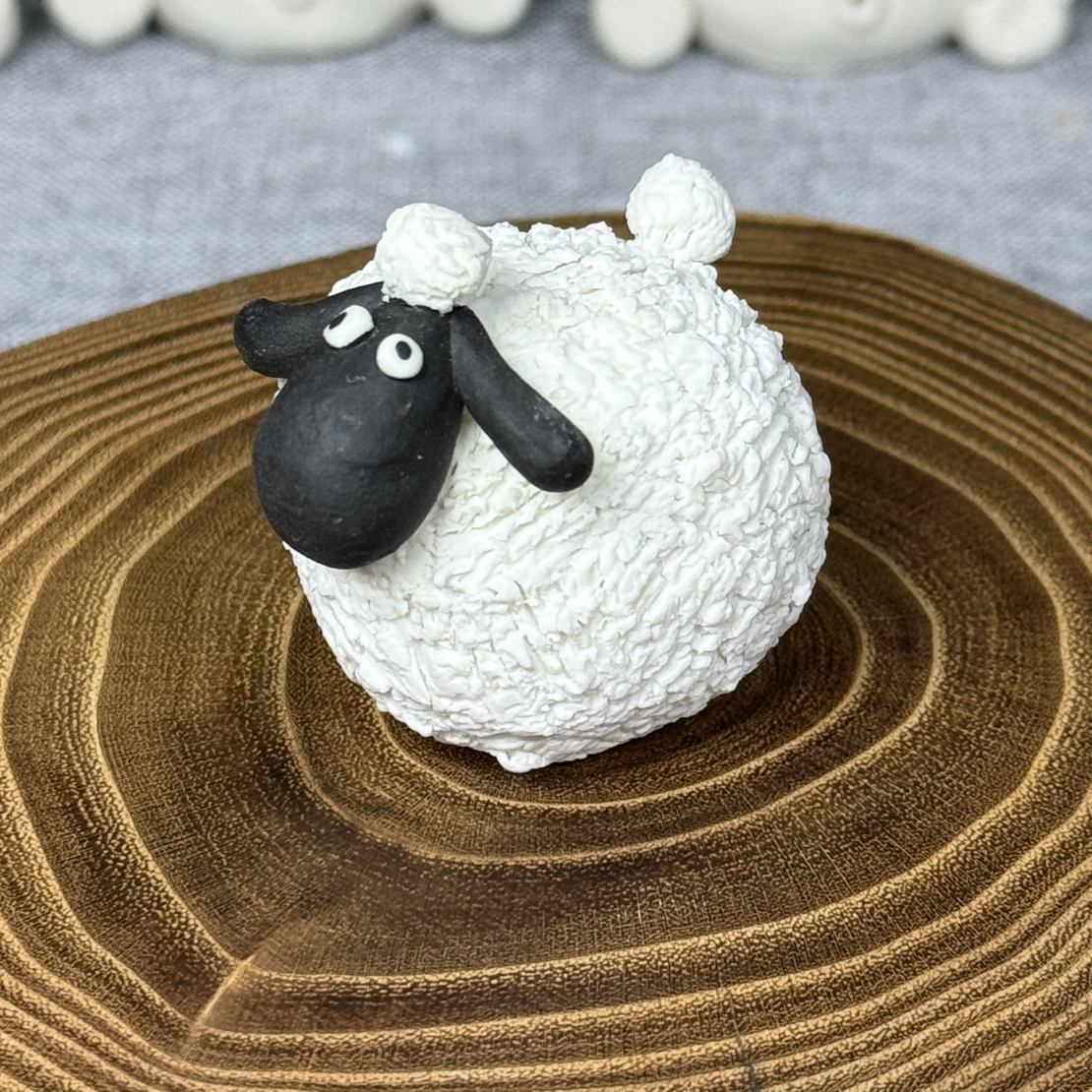陶瓷小羊 纯手工制作