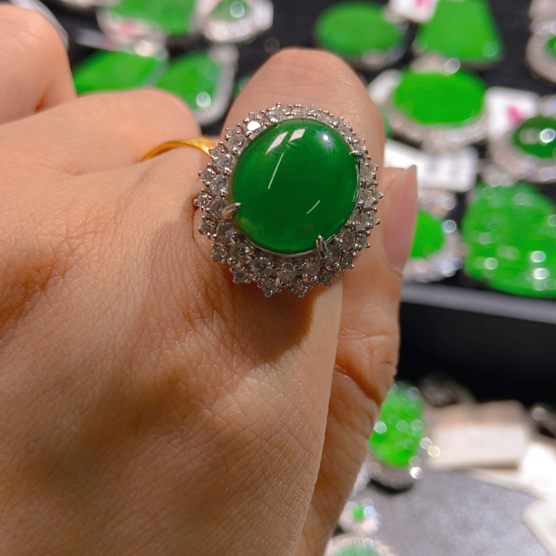 翡翠吊坠(不含链)未镶嵌