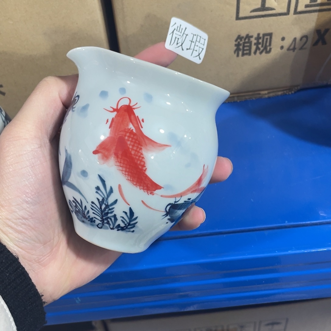 釉下手绘茶具微瑕