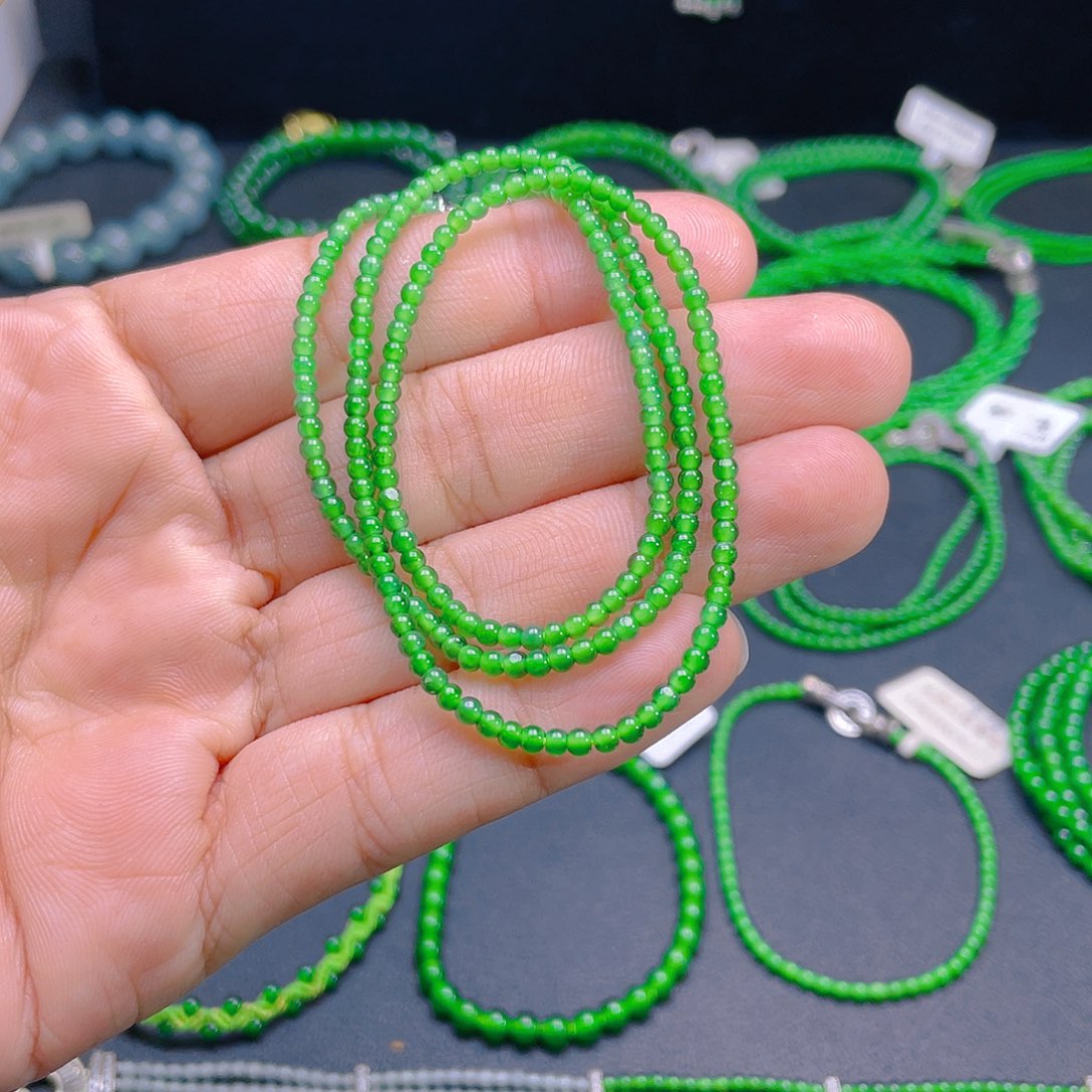 颈饰未镶嵌翡翠A货卡2.7