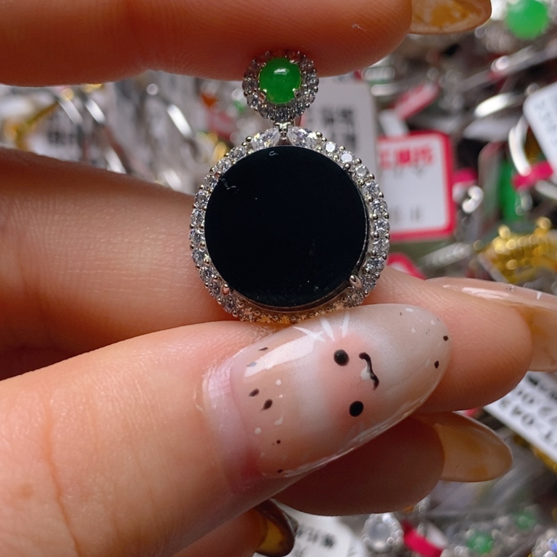 银S925镶嵌戒指翡翠百内无证书