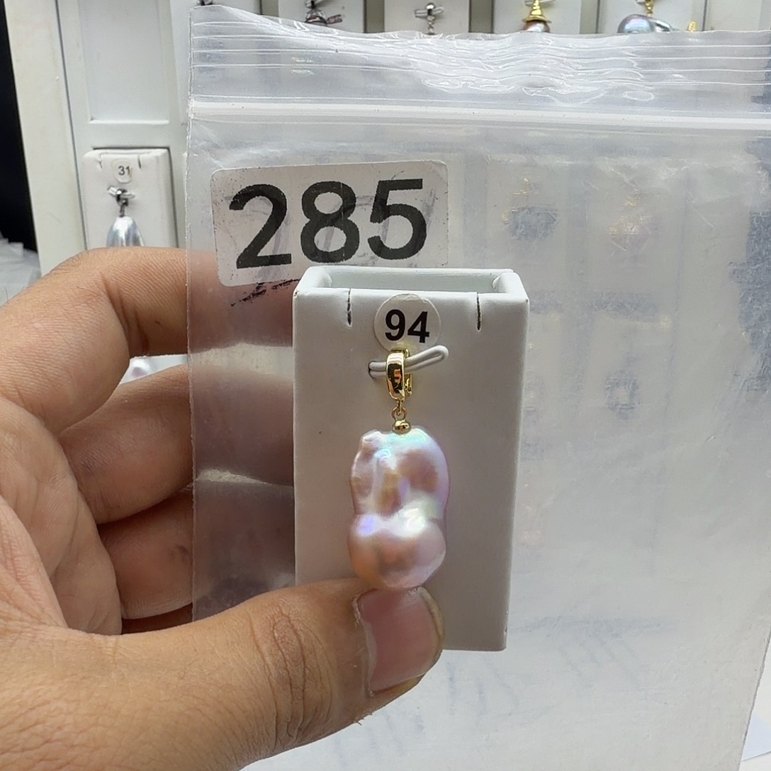 淡水珍珠颈饰合金